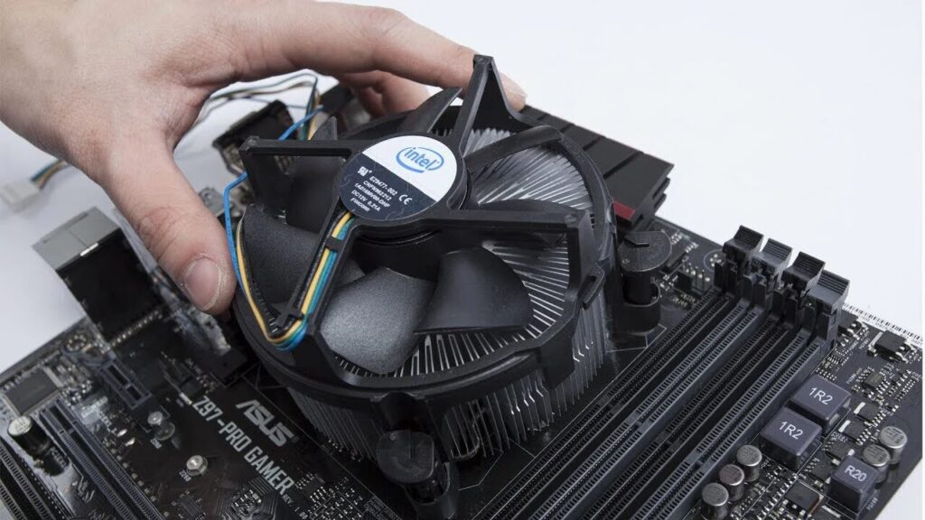 Understanding the Relationship Between CPU Fans and Motherboards: